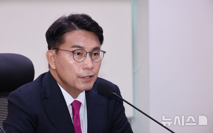 국힘, 투표용지 사태 국조특위 위원 구성…<b>위원장</b>에 5선 <b>윤상현</b>