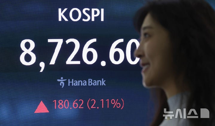 돌아온 외국인, 사흘간 4.9조 순매수…어떤 종목 담았나