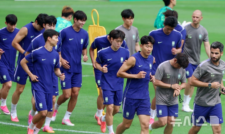 남아공 잡고 32강 간다!…홍명보호, 폭염 속 최종 담금질[월드컵24시]