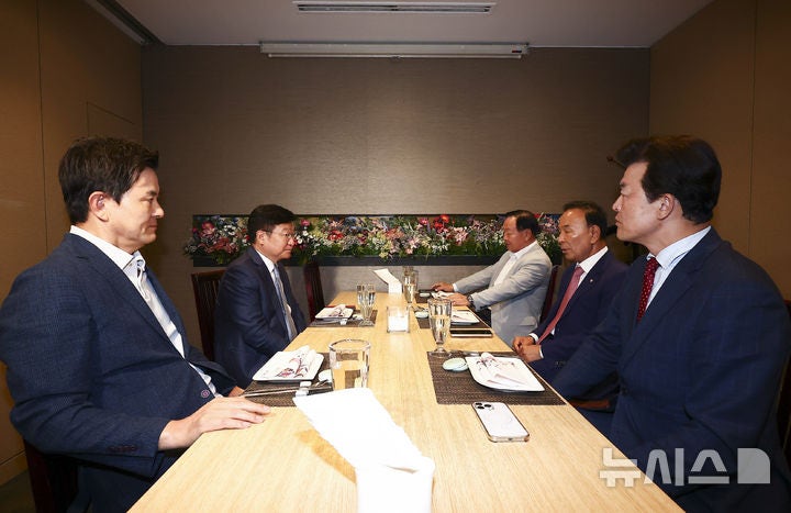 정점식 "장동혁 사퇴 논란 종식돼야"…릴레이 중진 회동 이어가