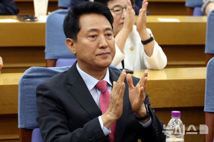<b>오세훈</b> "호남 반도체 투자, 기업자유 침해한 '<b>국정</b>운영 <b>사유화</b>'"