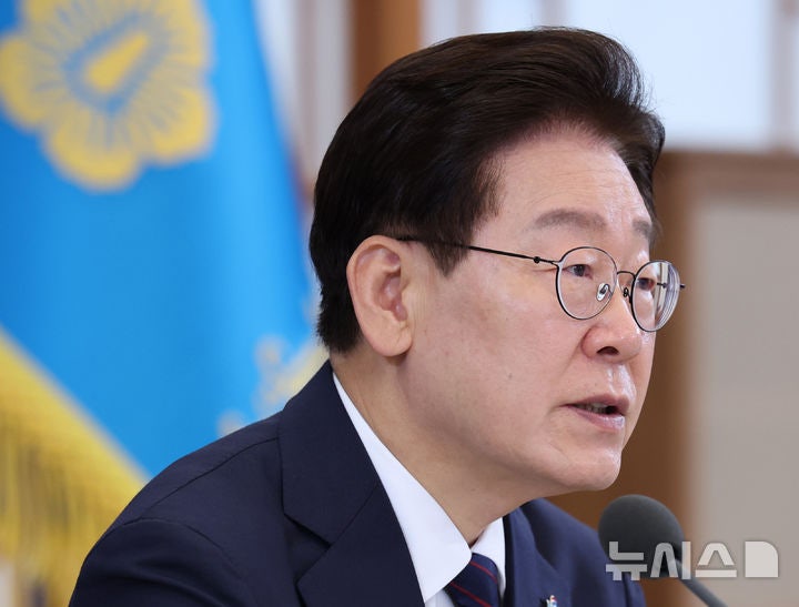 李, '호남 반도체 투자' 공세에 "공직자 설득으로 CEO들 결단…칭찬받아 마땅"(종합)