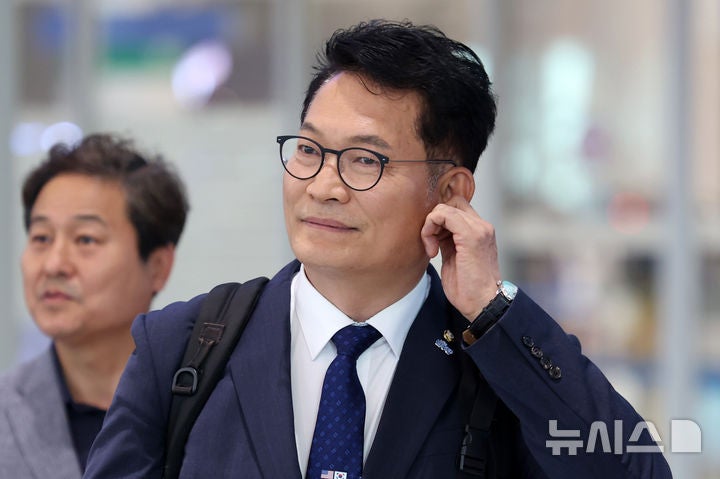 <b>송영길</b> "'鄭, 장례식 불참' <b>발언 사과</b>…우리 모두 盧 지키지 못한 책임...