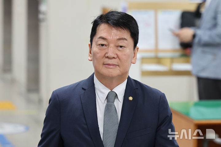 안철수가 법정에서 대구시장 추경호를 감싸 안은 이유