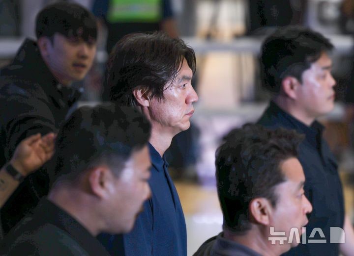 홍명보 "월드컵 결과 사과드린다…미국행은 가족 지키기 위해"[월드컵24시]