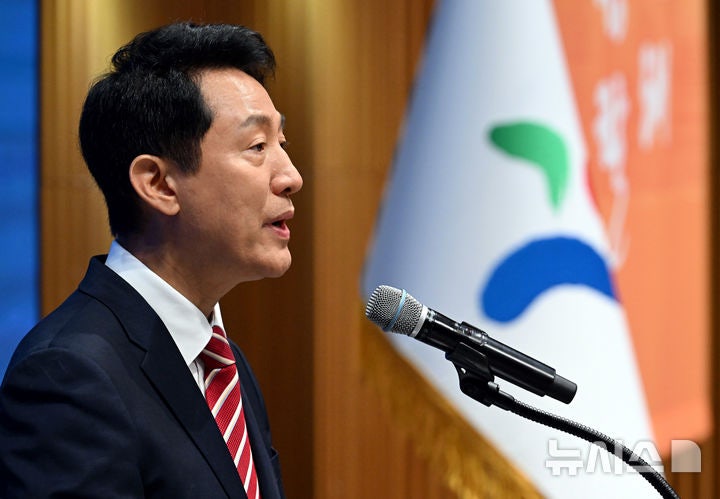 오세훈 "<b>검수완박</b> 집착의 끝은 민생 파탄…대통령이 제동 걸어야"