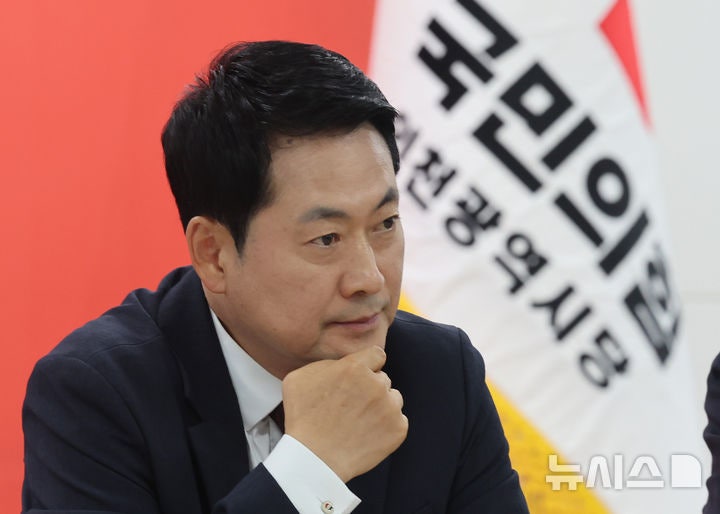 장동혁, 韓총리 회동 취소하고 광주행…<b>광주경찰청장</b>에 '장윤기 사건' 항...