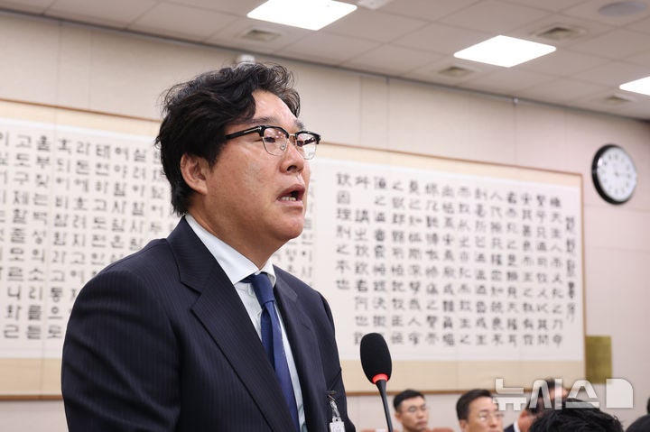 <b>김성태</b> '제3자뇌물' 2심서 <b>공소기각 파기</b>…"이중기소 아냐"