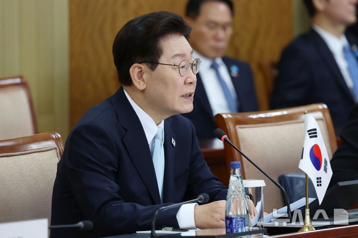 이 대통령, 이케아 육아휴직 직원 부당처우 의혹에 "국제 기준에 맞게 엄정 조치"
