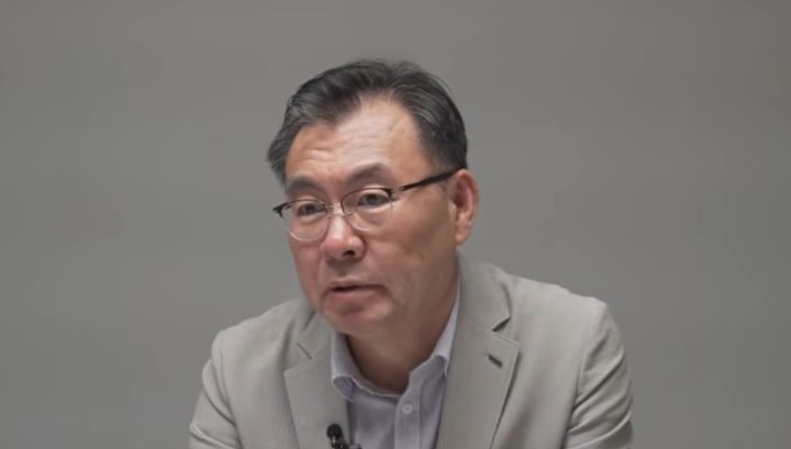 "코스피 2200→9000 아무도 몰랐다…지금은 '삼전·하닉' 버틸 때"