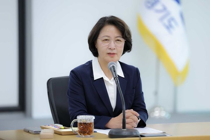 <b>추미애</b> "<b>검찰개혁</b> 구부능선…원칙집중, 예외시도는 위험"