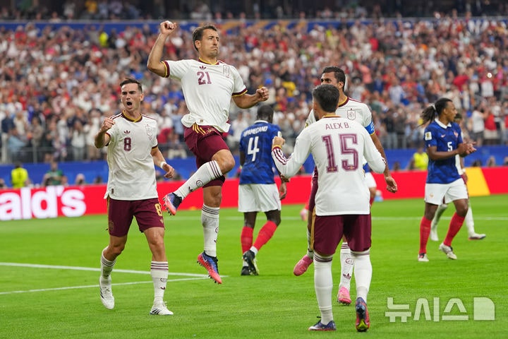 '무적함대' <b>스페인</b>, 프랑스 2-0 제압…16년 만에 <b>결승행</b>[월드컵24시]