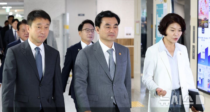당정 "육·해·공 통합 사관학교 <b>대전 자운대</b> 설립"