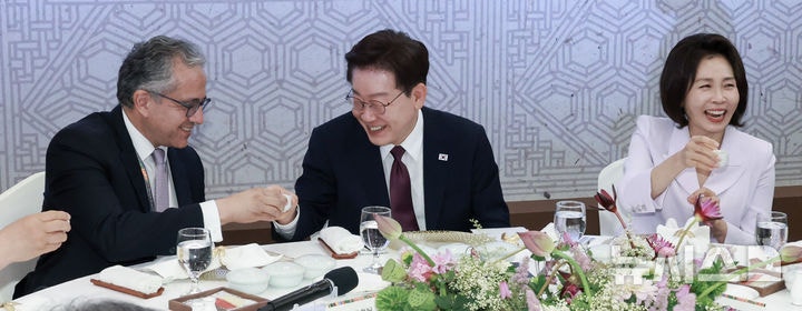 제48차 유네스코 세계유산위원회 <b>만찬</b>