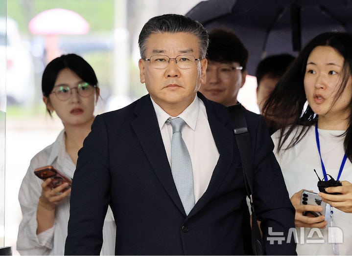[단독]<b>유병호</b> 수첩에 "尹 당선이 곧 공정"…특검, '셀프 인사 청탁' 의심