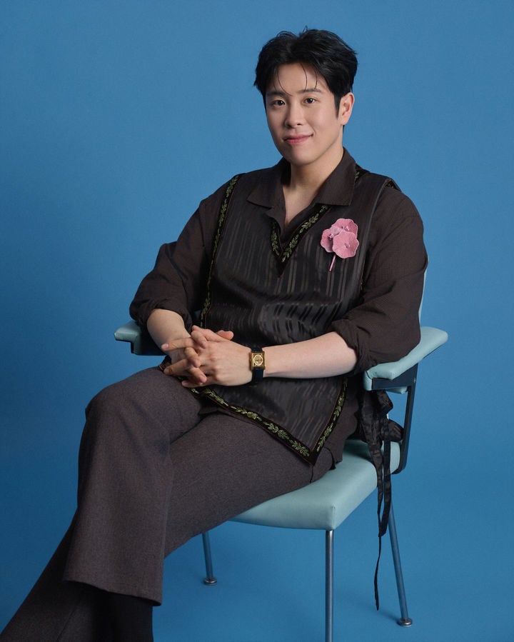 [단독]'참교육 봉근대' <b>피오</b>, 제주서 <b>교통사고</b>…팔과 무릎 다쳐