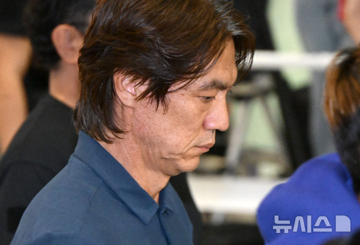 미국으로 떠났던 <b>홍명보</b> 전 감독, 지난주 <b>귀국</b>해 청문회 출석 준비