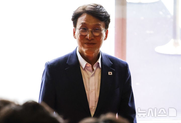 김민석 "지체없이 검찰개혁 당론 모아야…늦어도 8월 초까진 입법 완료...