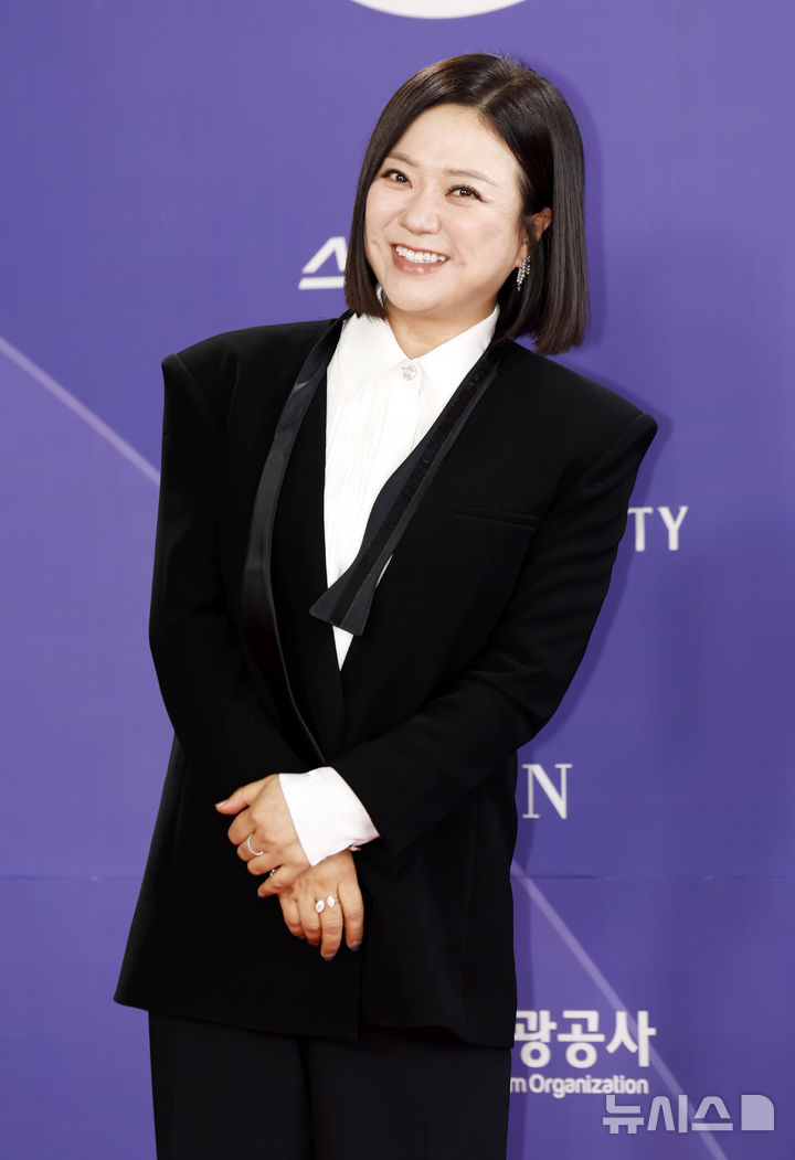 <b>청룡시리즈어워즈</b> 참석한 김숙