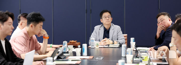<b>KBO</b>, <b>폭염</b> 관련 긴급 <b>대책 회의</b>