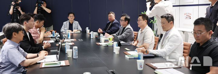 <b>KBO</b>, <b>폭염</b> 관련 긴급 <b>대책 회의</b>