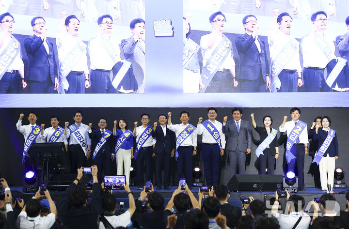 與 최고위원 경쟁도 가열…수석최고위원 '친청' 최민희냐 '친명' 박선원이냐 주목