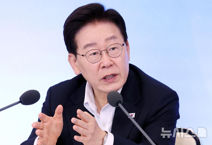 李, '택시·병원 <b>가업상속공제</b> 제외'에 "이런 업종 <b>상속</b>세 수백억 감면...