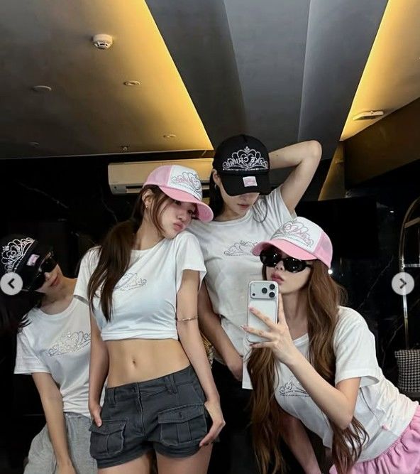 데뷔 17주년 맞은 티아라 근황, 효민의 역대급 선명한 복근 공개