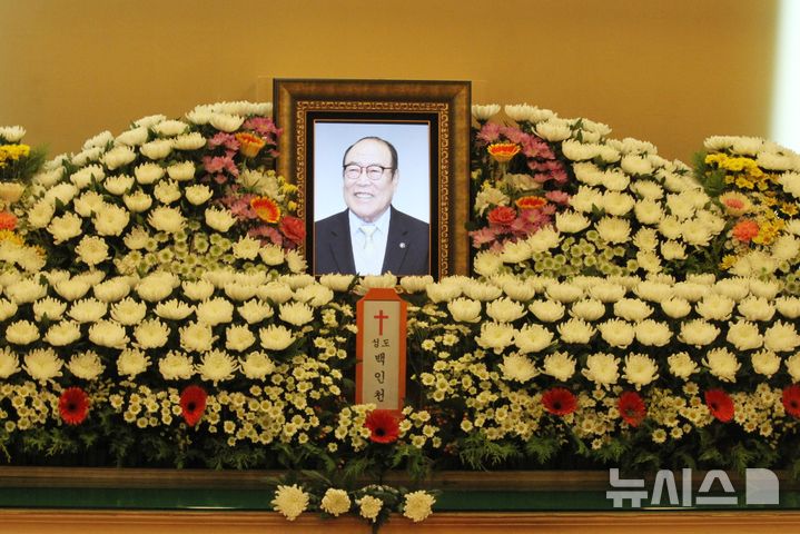 <b>장훈</b>이 기억한 故<b>백인천</b> 전 감독…"기가 센 후배, 프로야구 개척자"