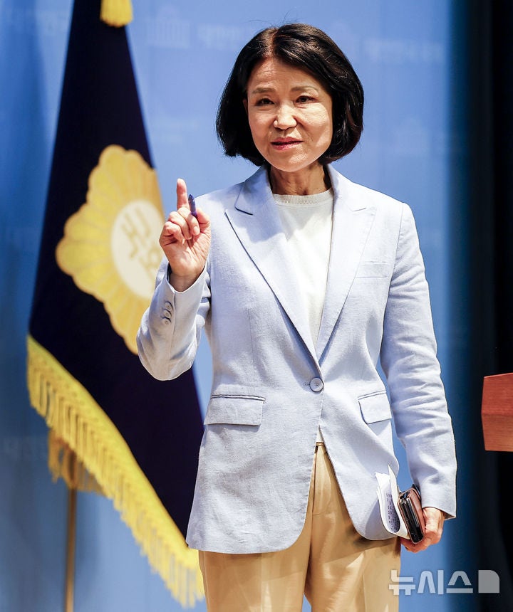 '5·18 재조명 포럼' <b>이진숙</b> 당 <b>윤리위</b>에 <b>제소</b> "중징계 내려야"