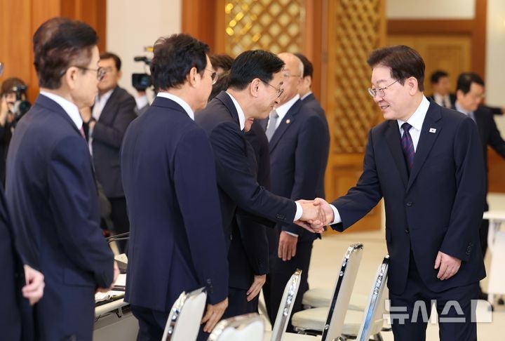 경남 주력산업, 중앙지방협력회의서 '<b>5극3특 성장엔진</b>' 선정