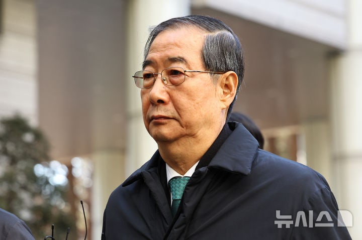특검, '헌법재판관 미임명' <b>한덕수 징역</b> 5년 <b>구형</b>…"국민 선택 왜곡"