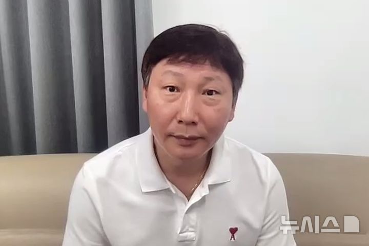 <b>베트남</b> 축구'왕'이 된 <b>김상식</b> 감독 "<b>월드컵</b> 진출 목표"[인터뷰]