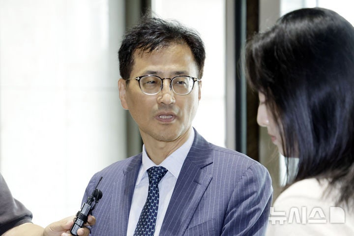 <b>선관위 특검보</b> 5명 <b>임명</b>…검사 출신 4명, 공수처·경찰 출신도
