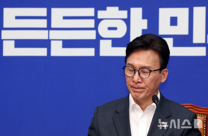 김민석, <b>강민구</b> 윤리감찰단 <b>부단장 해임</b>…'정청래 세력 작업' 메시지 파...