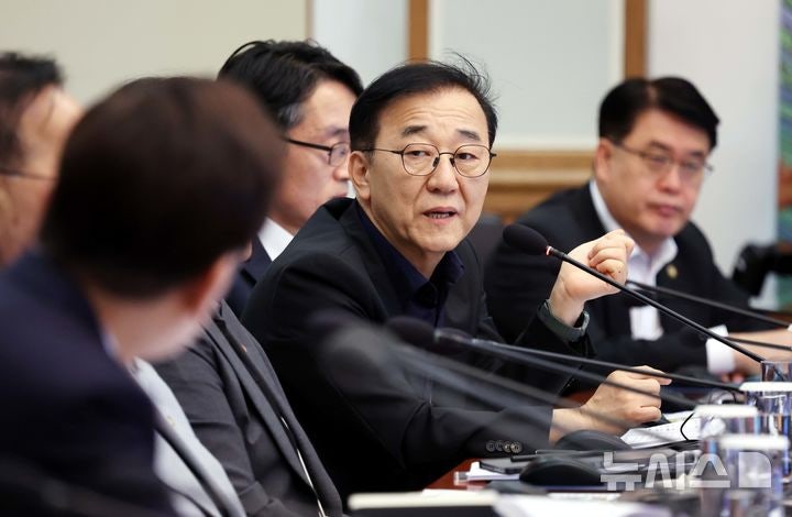 김윤덕, "<b>2차 공공기관 이전</b> 내년 착수…수도권 잔류 최소화"