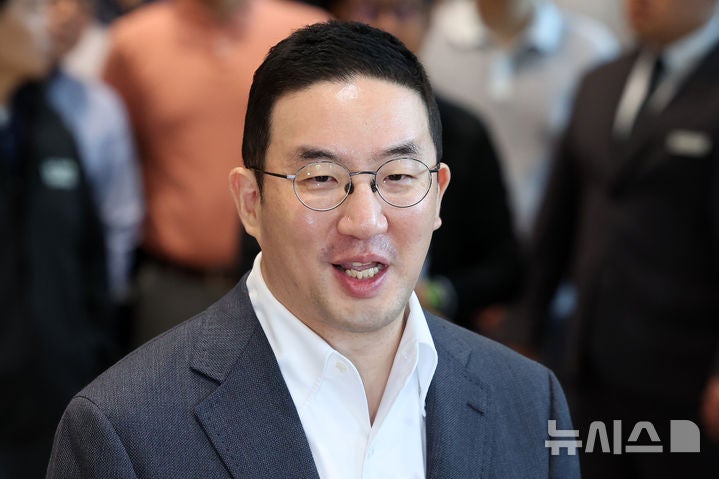 '<b>LG</b>家 <b>상속분쟁</b>' 오늘 항소심 시작…1심 <b>구광모</b> 회장 승소