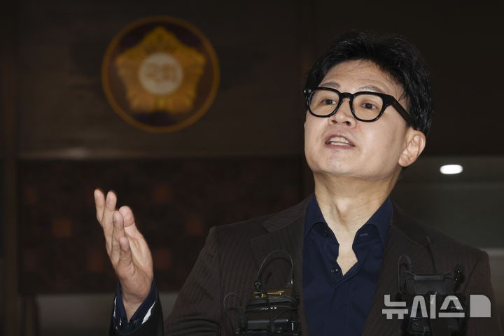 한동훈 "<b>김승원</b>·<b>최재성</b> '민주당 오빠들', 신약로비 <b>브로커</b> 양씨 거액 먹...