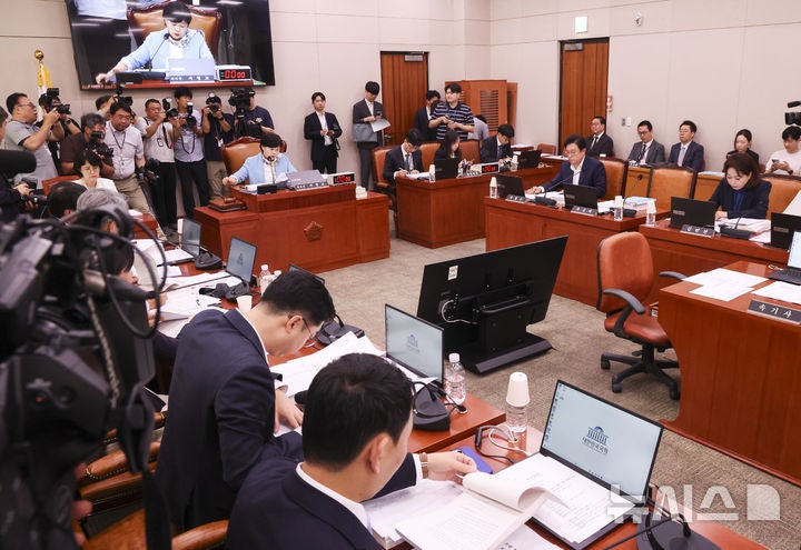 국회 법사위, <b>김승원</b> 인사<b>청문회</b> 15일 개최키로…증인 채택은 불발