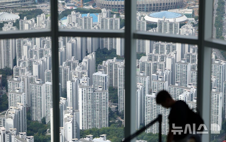 <b>강남</b>·서초 이어 송파 집값도 '<b>하락</b>' 전환…노·도·강은 불장