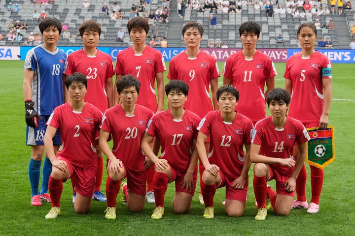 북한 축구, <b>아시안게임</b> 출전 위해 日 도착…총 선수단 규모는 180명