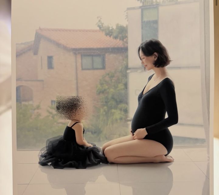 <b>이유영</b>, 두 <b>딸</b> 엄마 됐다