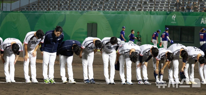'팀 퍼펙트<b>게임</b>' 류지현호, <b>홍콩</b>에 13-0 <b>콜드</b>승…B조 선두 유지[나고야A...