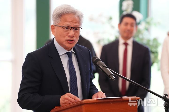 <b>엔비디아</b>, 사상최대 1500억 달러 추가 <b>자사주 매입</b>…합계 2350억 달러