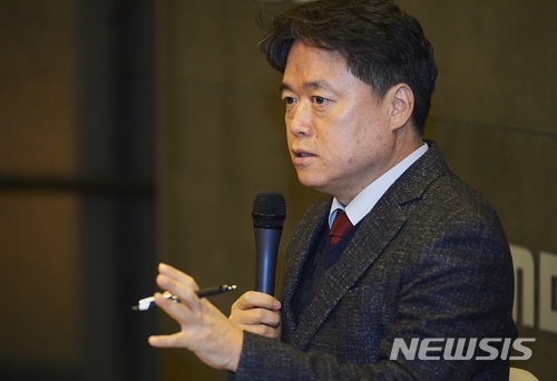 <b>최승호 PD</b>, '<b>암살자</b>(들)' 비판…"좌우 균열 더 심화시켜"