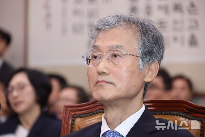 오늘 대법원 국정감사…<b>조희대</b>·靑 '대법관 <b>재제청</b> 갈등' 최대 쟁점