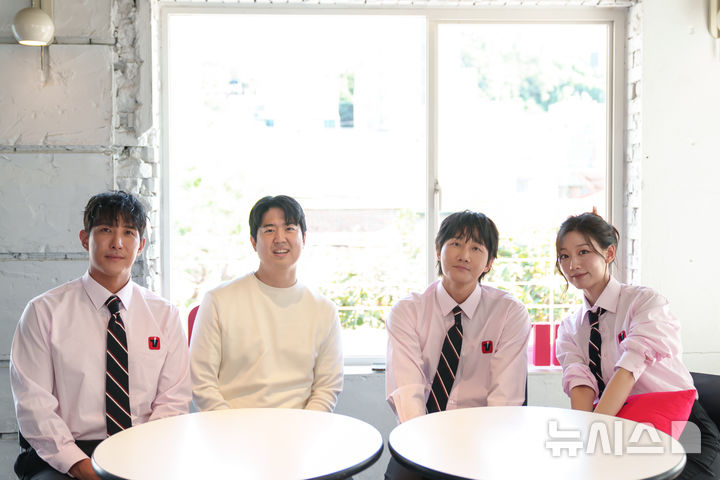 이용진 "하루 안에 만남·결정 이뤄져"…'<b>원수는 외야석</b>에서'