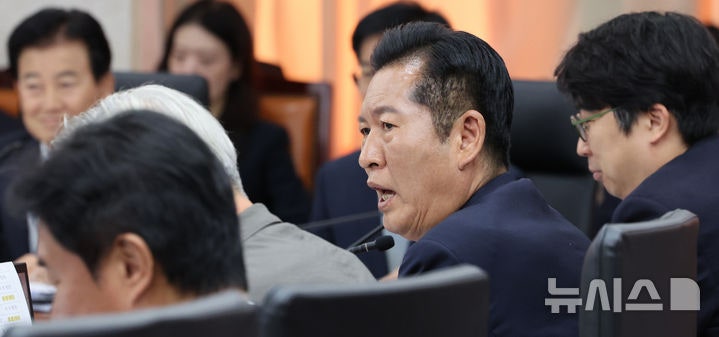 국힘, <b>정청래</b> 美<b>비자</b> 보류에 "李 '대북굴종·친중' 한미동맹 찌그러뜨린...