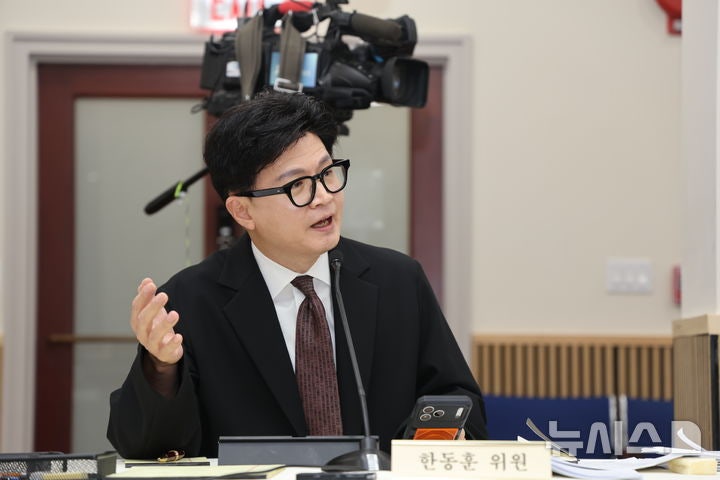 한동훈 "美국무가 韓<b>정보</b>라인 정상화 요청"…<b>강경화</b> "개인언급 없어"
