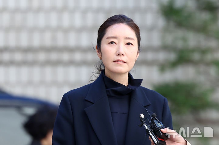 '<b>1억 공천헌금</b>' <b>강선우</b>, 징역 2년 6개월 법정구속…항소 예고(종합)